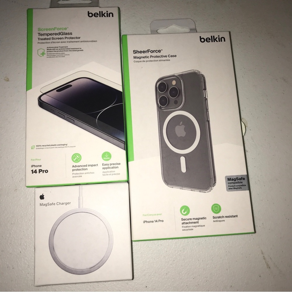 Belkin iPhone 14 Pro Case Screen Protector MagSafe Charger